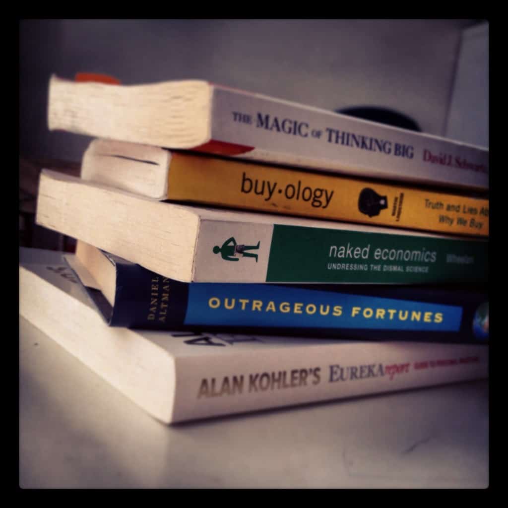 annual report, outsourcing, copywriters, writers, experts, marketing, help